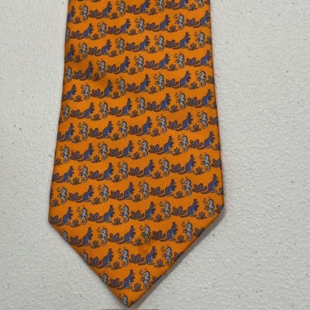 Hermès Paris 5634 EA Silk Tie Kangaroo Seahorse Orange Animal Made France